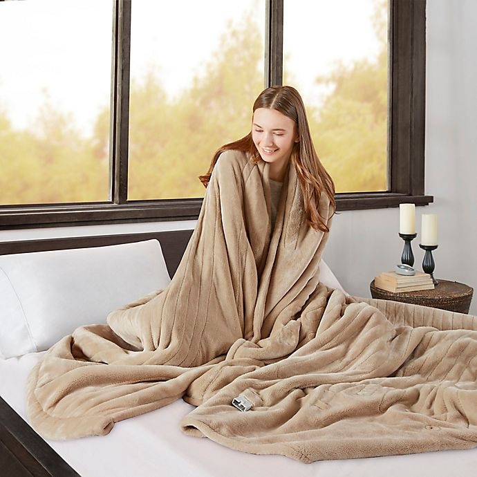 slide 3 of 4, Beautyrest Microlight-to-Berber Reversible King Heated Blanket - Vanilla, 1 ct