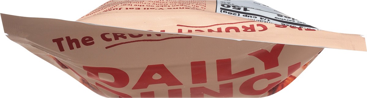 slide 2 of 9, Daily Crunch This vegan take on the iconic “Nashville Hot” flavor is an ode to our hometown, where spicy hot chicken reigns., 4 oz