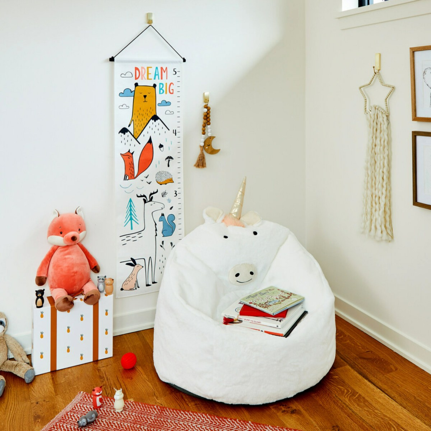 slide 4 of 4, 3M Command Medium Satin Brass Hook, 1 ct