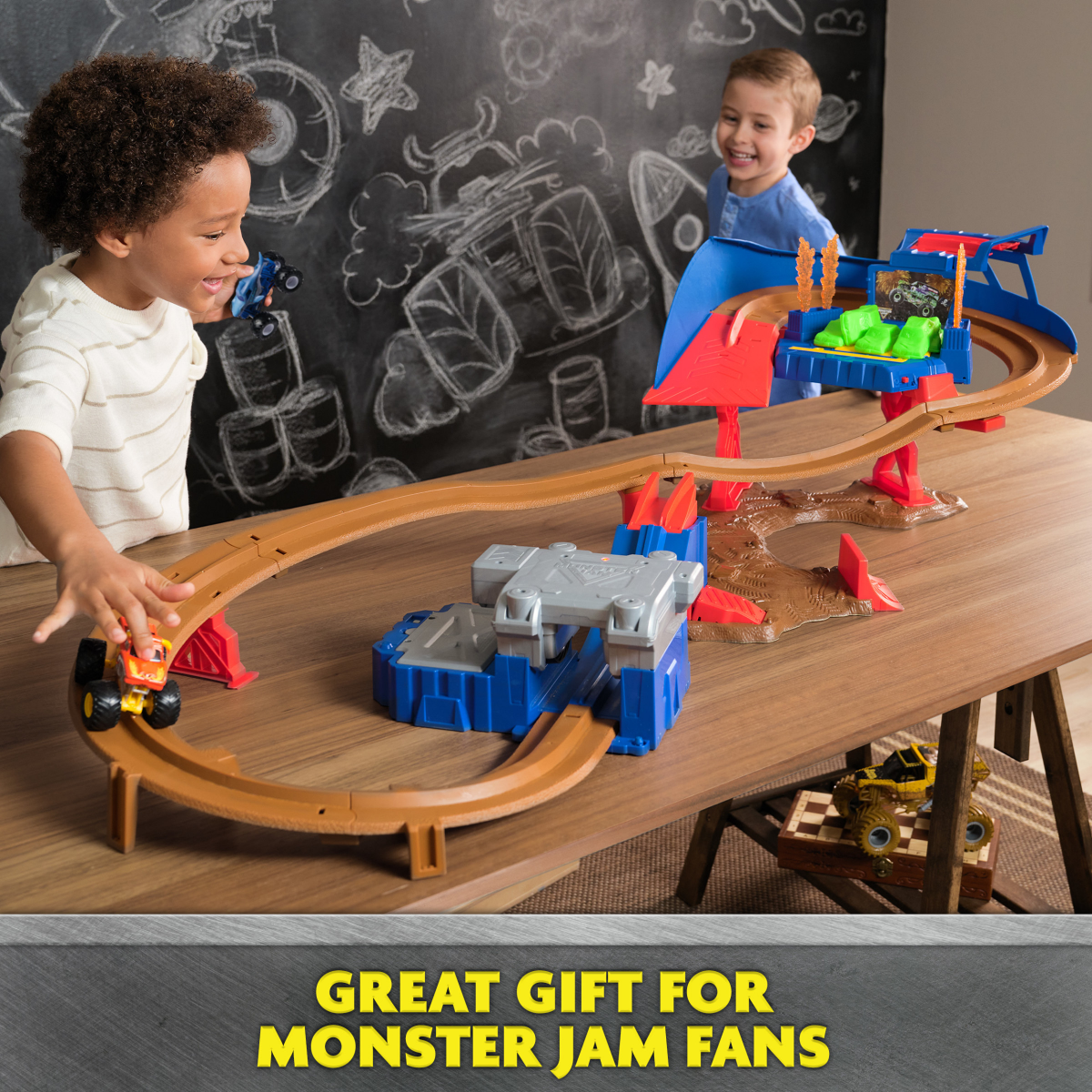 slide 3 of 5, Monster Jam Booster Playset - 1:64 Scale, 1 ct