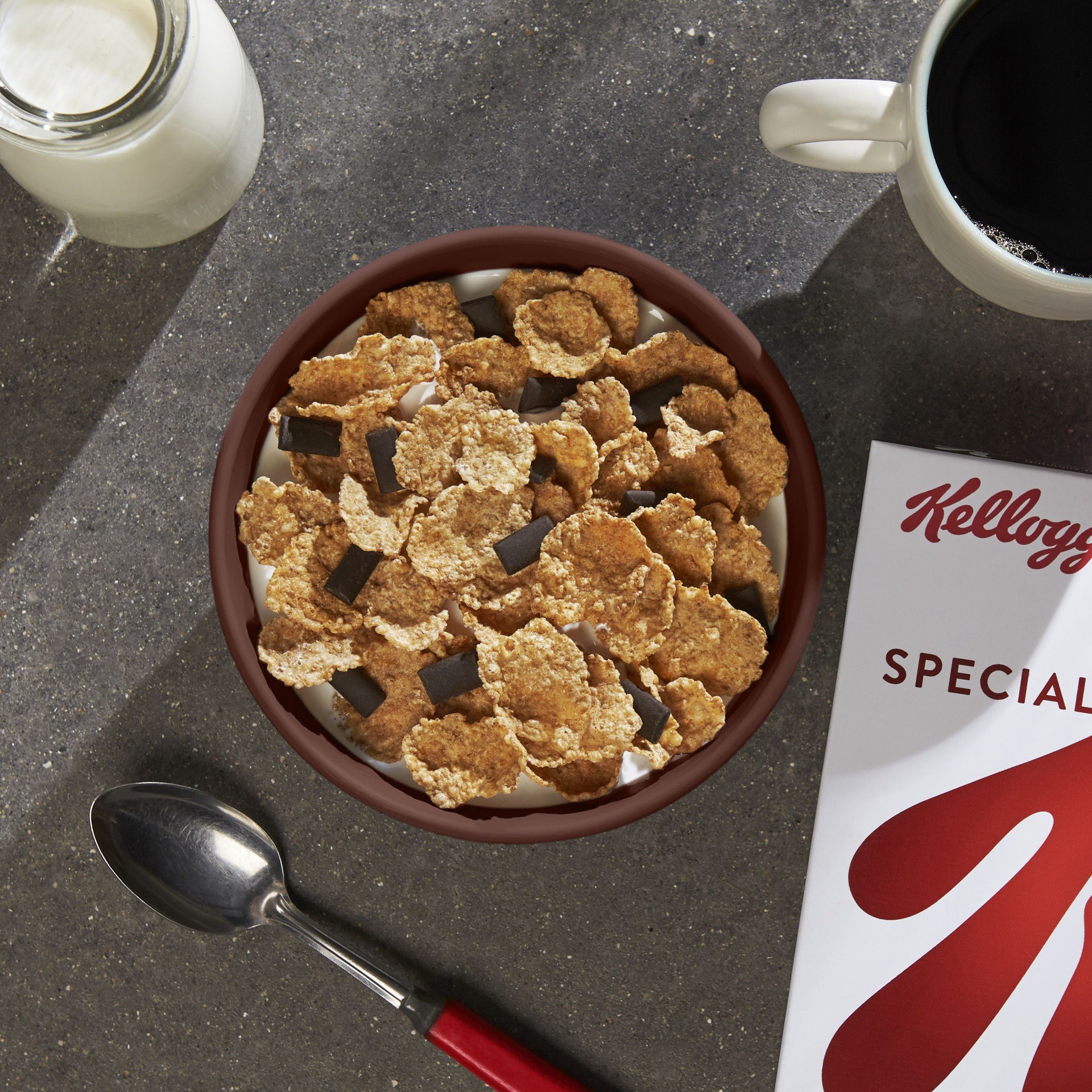 slide 4 of 7, Special K Chocolatey Delight Cereal - Kellogg's, 13.1 oz