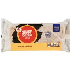 Giant Sharp Cheddar Cheese