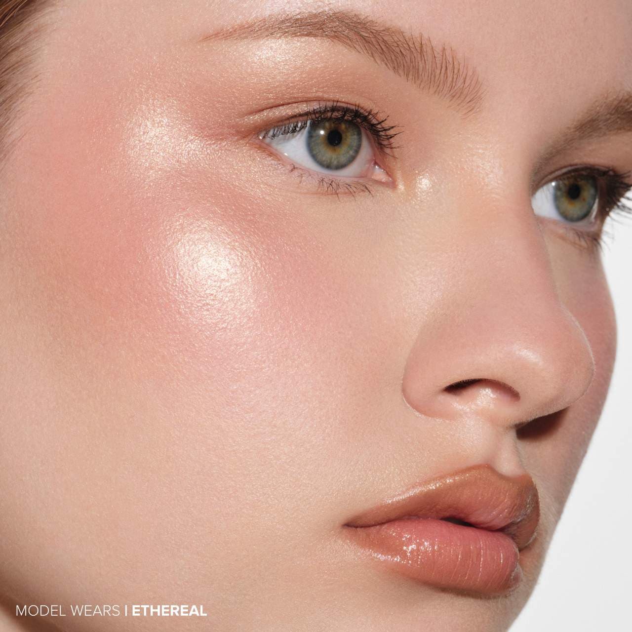 slide 6 of 10, Anastasia Beverly Hills Glow Seeker Champagne Gold Powder Highlighter Ethereal, 