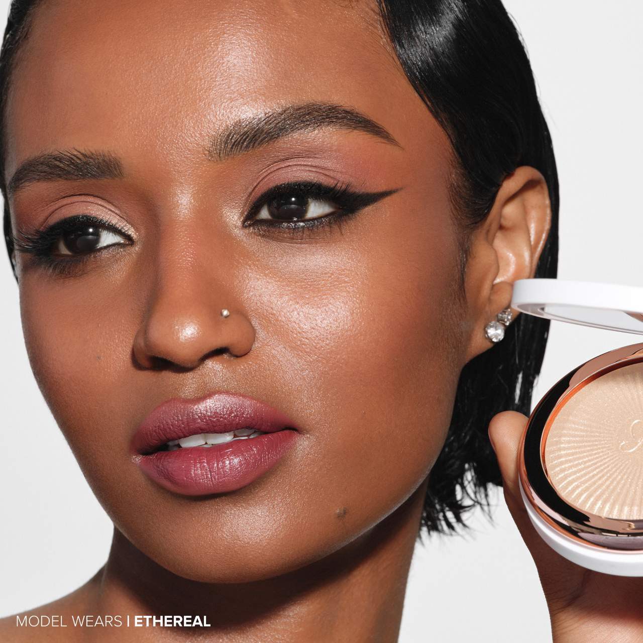 slide 9 of 10, Anastasia Beverly Hills Glow Seeker Champagne Gold Powder Highlighter Ethereal, 