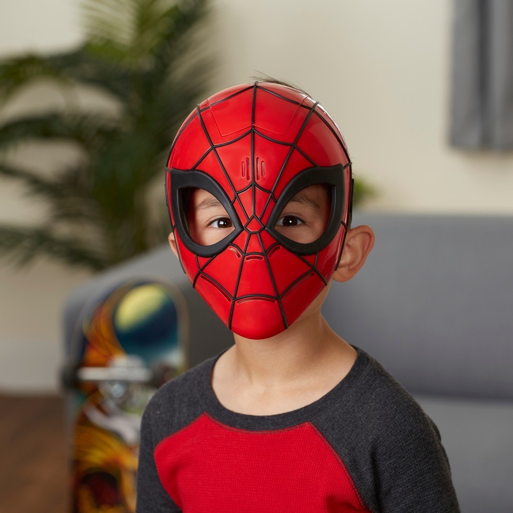 slide 6 of 15, Hasbro Marvel Spider-Man Hero Fx Mask - Red, 1 ct