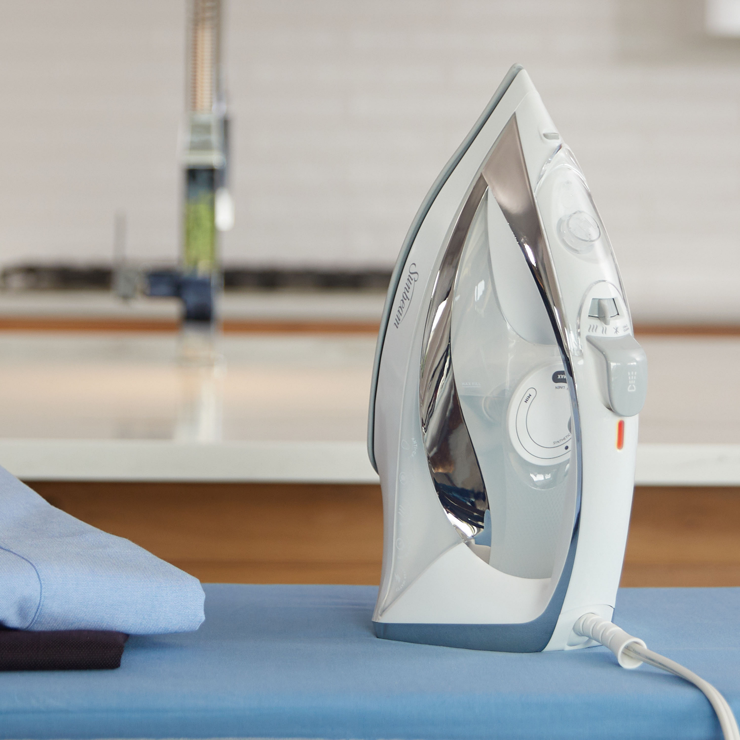 slide 3 of 4, Sunbeam 1700W TURBO STEAM IRON, 1 ct