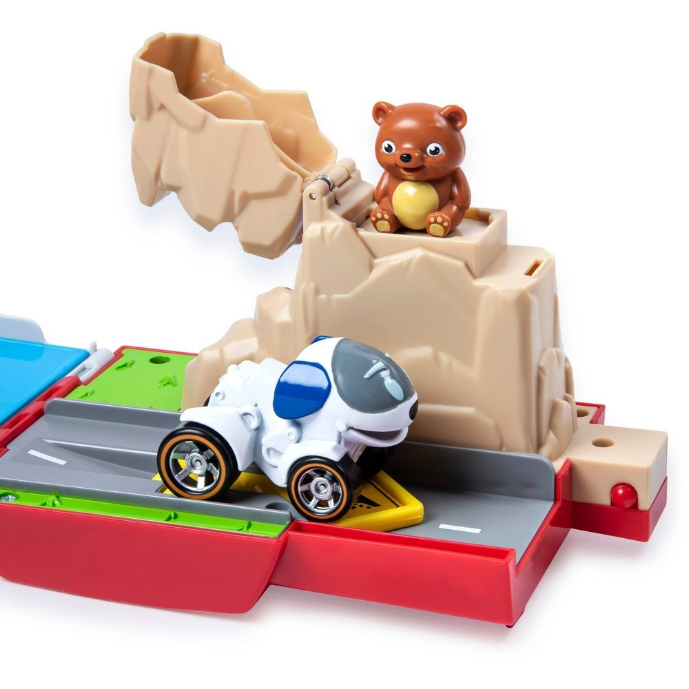 slide 5 of 8, PAW Patrol Launch'N Haul Patroller Transforming Track Set, 1 ct