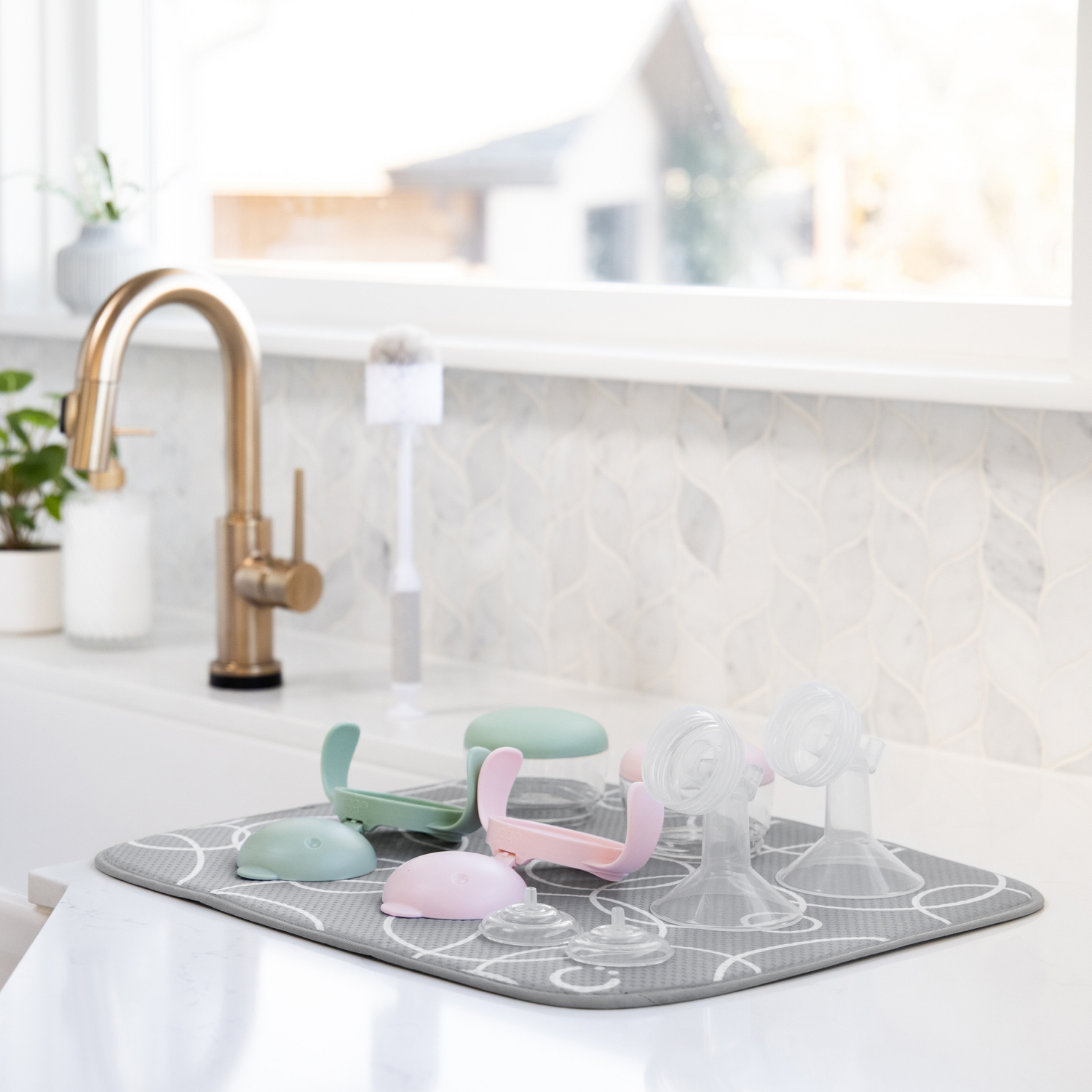 slide 4 of 4, Ubbi Microfiber Drying Mat 2pk, 2 ct