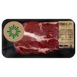 Fresh USDA Select Angus Chuck Roast