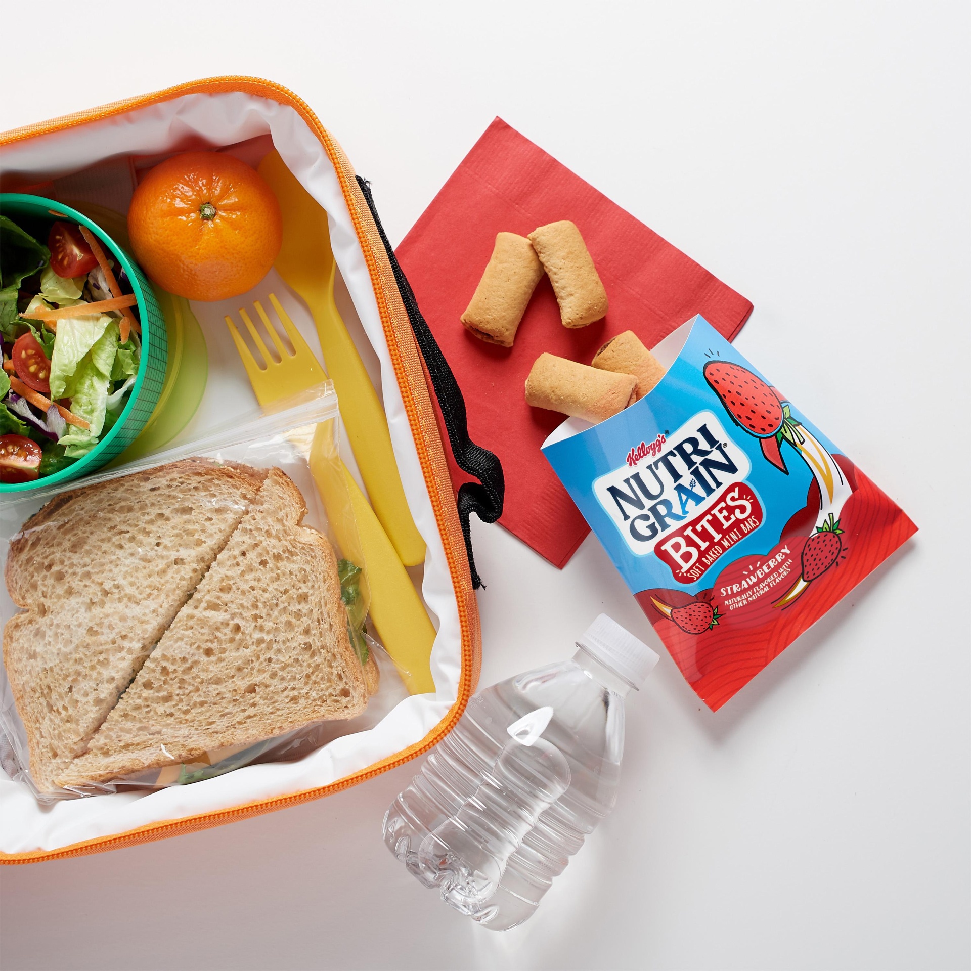 slide 6 of 6, Kellogg's Nutri-Grain Mini Breakfast Bars, Made with Whole Grains, Kids Lunch Snacks, Strawberry, 13 oz