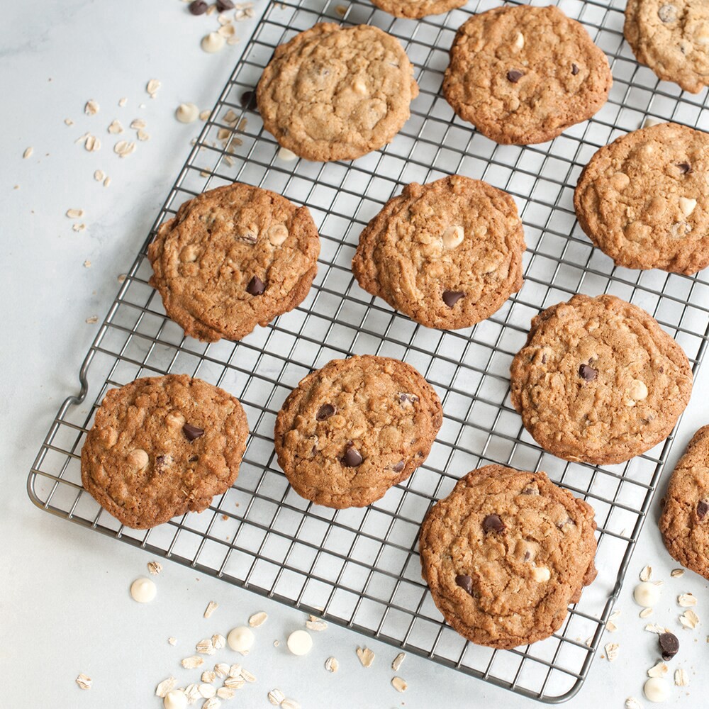 slide 2 of 3, Nordic Ware Oven Safe Baking & Cooling Grid, 1 ct