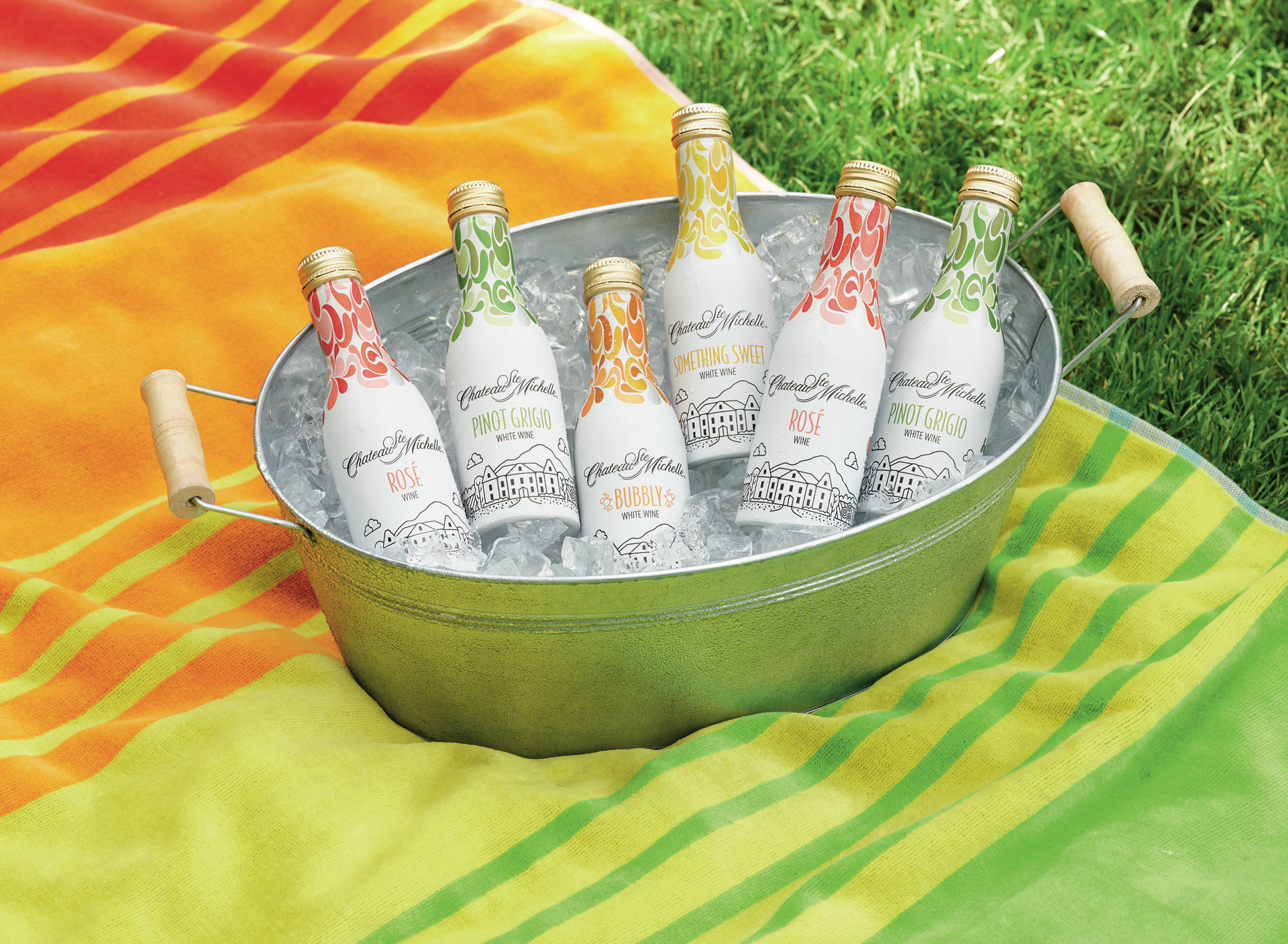 slide 2 of 8, Chateau Ste. Michelle Pinot Grigio White Wine, 2-pack Aluminum Bottle, 250 mL, 250 ml