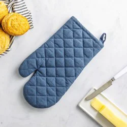 Hy-Vee Seasons Stonewash Oven Mitt In Echo Blue