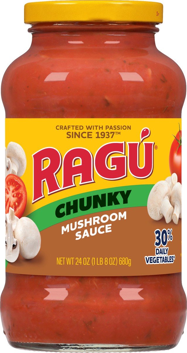 slide 1 of 9, Ragu Ragú Super Chunky Mushroom Pasta Sauce, 24 oz., 26 oz
