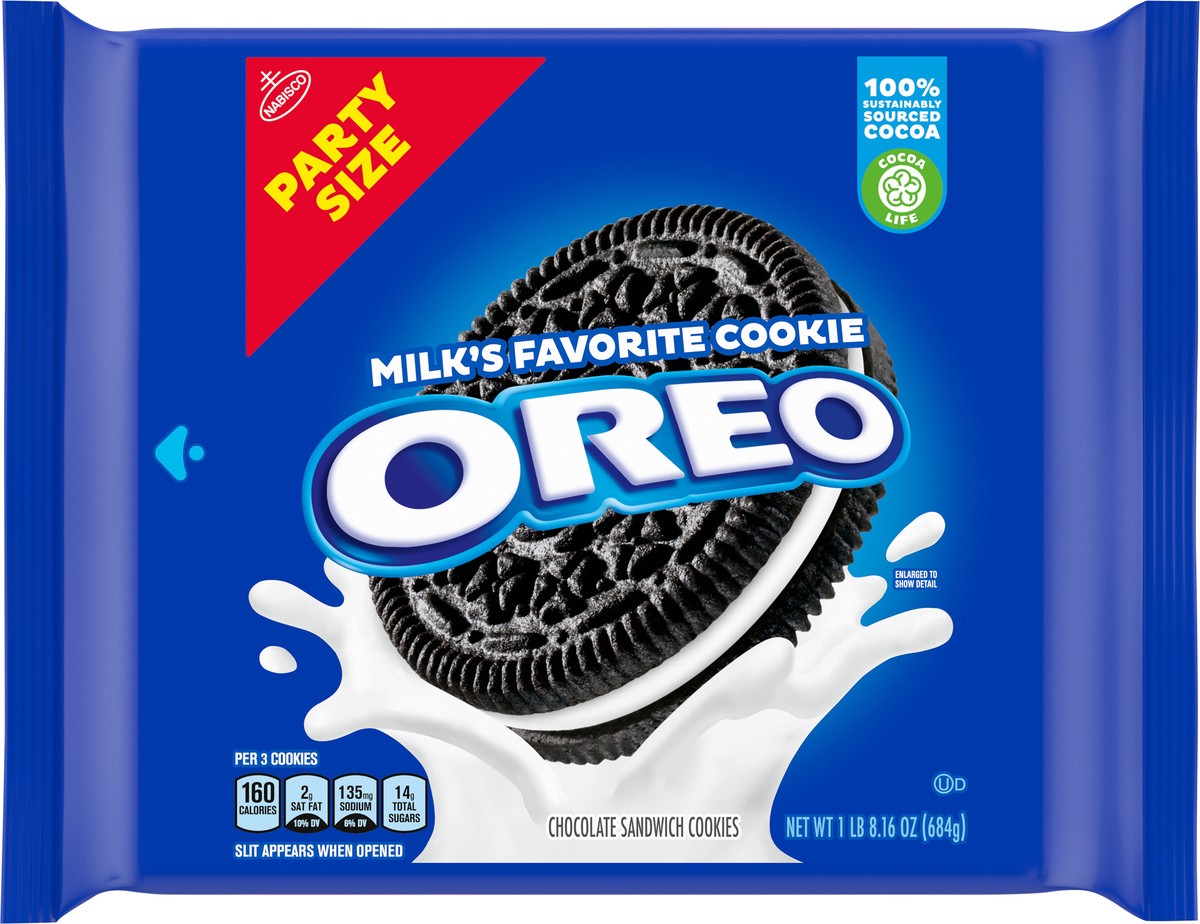 slide 4 of 16, OREO Chocolate Sandwich Cookies, Party Size, 24.16 oz, 24.16 oz