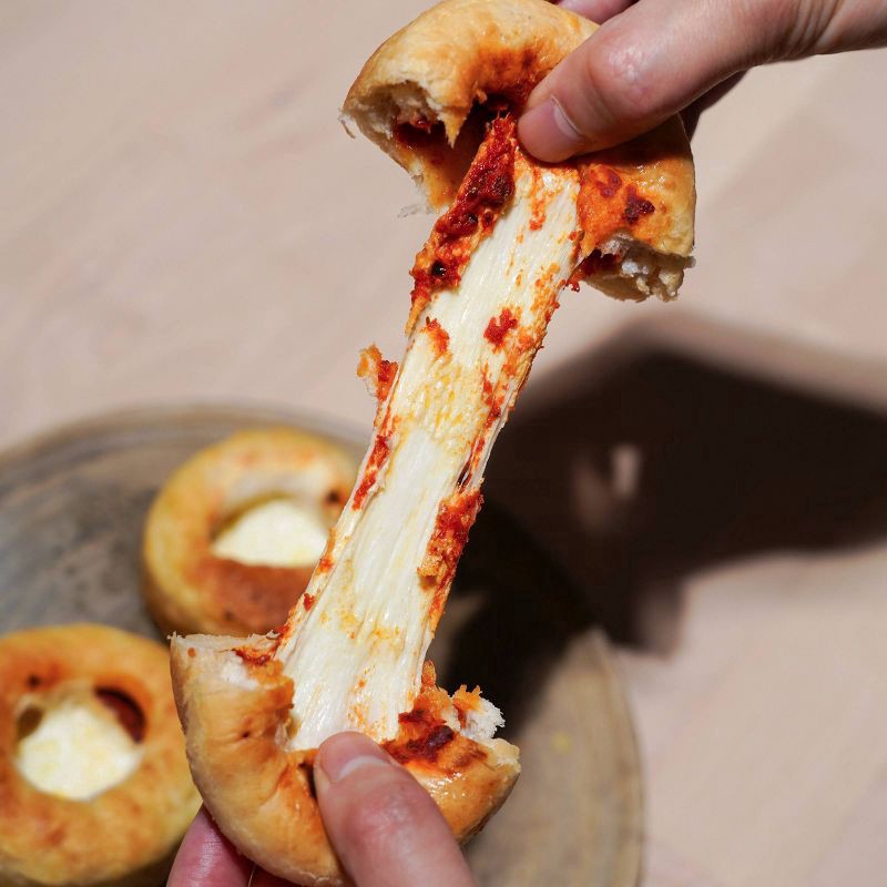 slide 3 of 4, Incredifulls Pizza Cupcake Margherita 4pc - 7.48 OZ, 7.48 oz