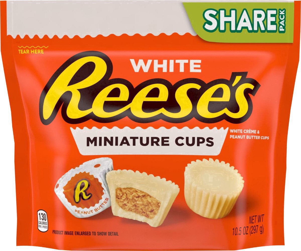 slide 7 of 30, Reese's Miniatures White Creme Peanut Butter Cups, Candy Share Pack, 10.5 oz, 10.5 oz