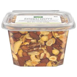 Roasted Unsalted Deluxe Mixed Nuts With Peanuts
