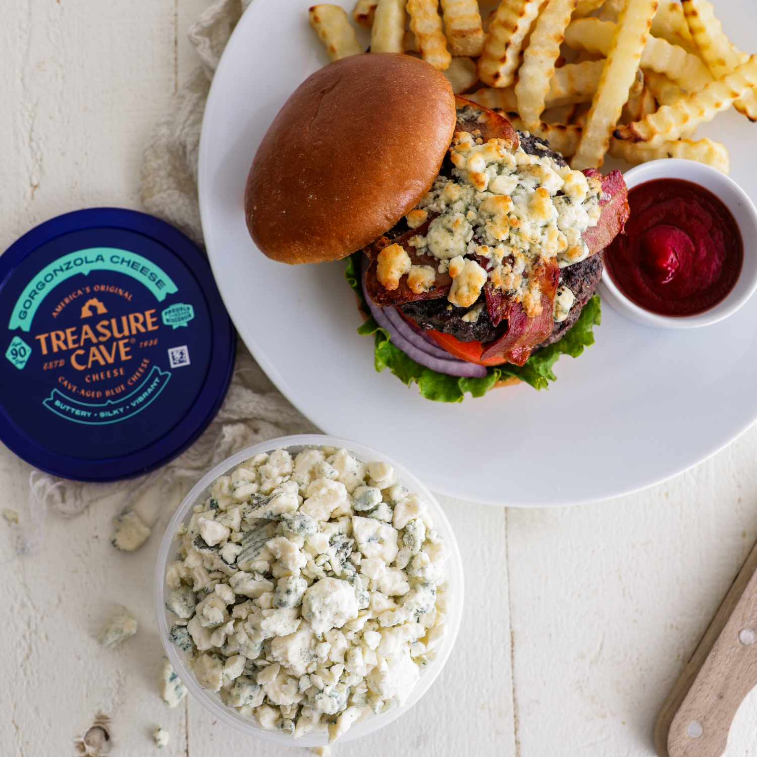 slide 2 of 6, Treasure Cave Crumbled Gorgonzola Cheese 5 oz, 5 oz