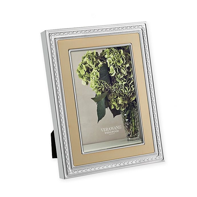 slide 1 of 1, Vera Wang Wedgwood With Love Gold Picture Frame, 4 in x 6 in