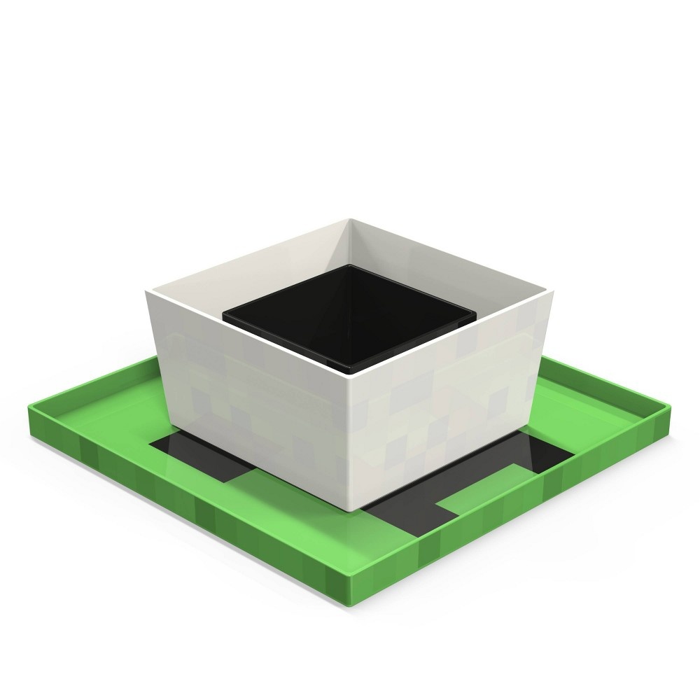 slide 2 of 5, Minecraft Melamine Dinnerware Set Green - Zak Designs, 3 ct