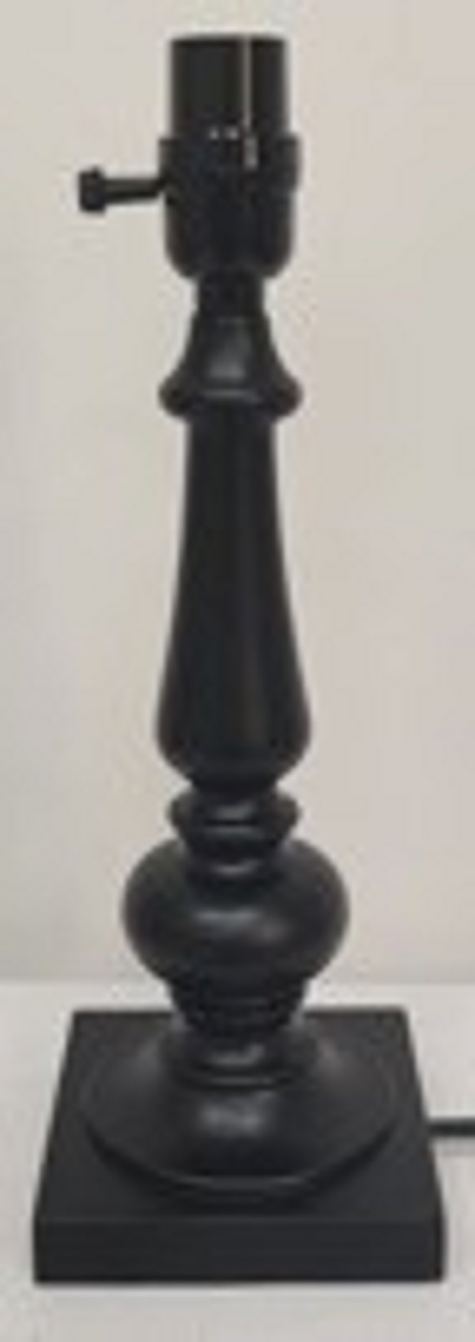 slide 1 of 1, ROOM & RETREAT RR POLY ACCENT BASE, 1 ct