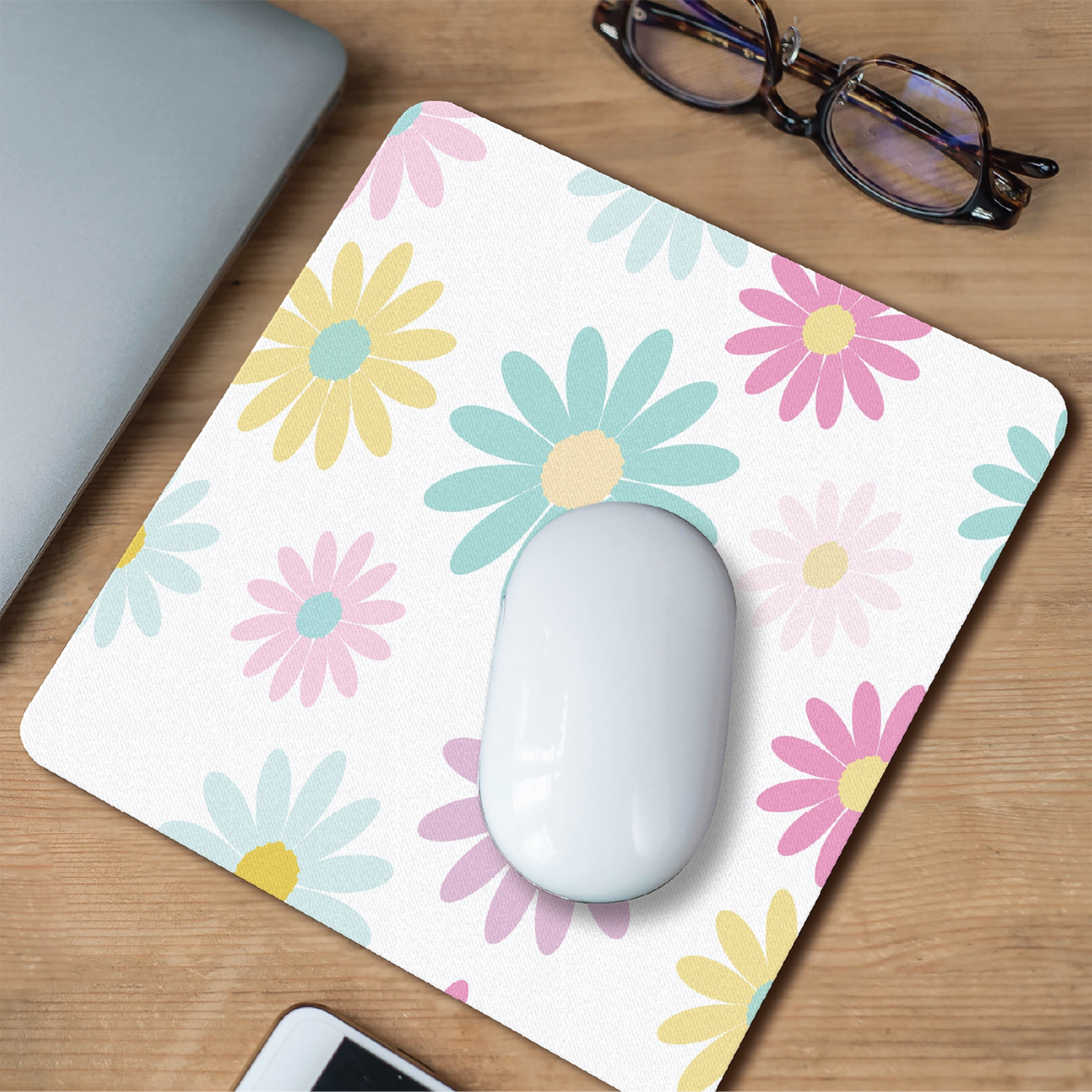 slide 3 of 3, Techcellent Mouse Pad Flowers, 1 ct