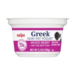 Meijer Mixed Berry Greek Yogurt-12