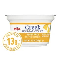 Meijer Green Nonfat Yogurt, Pineapple, 5.3 Oz