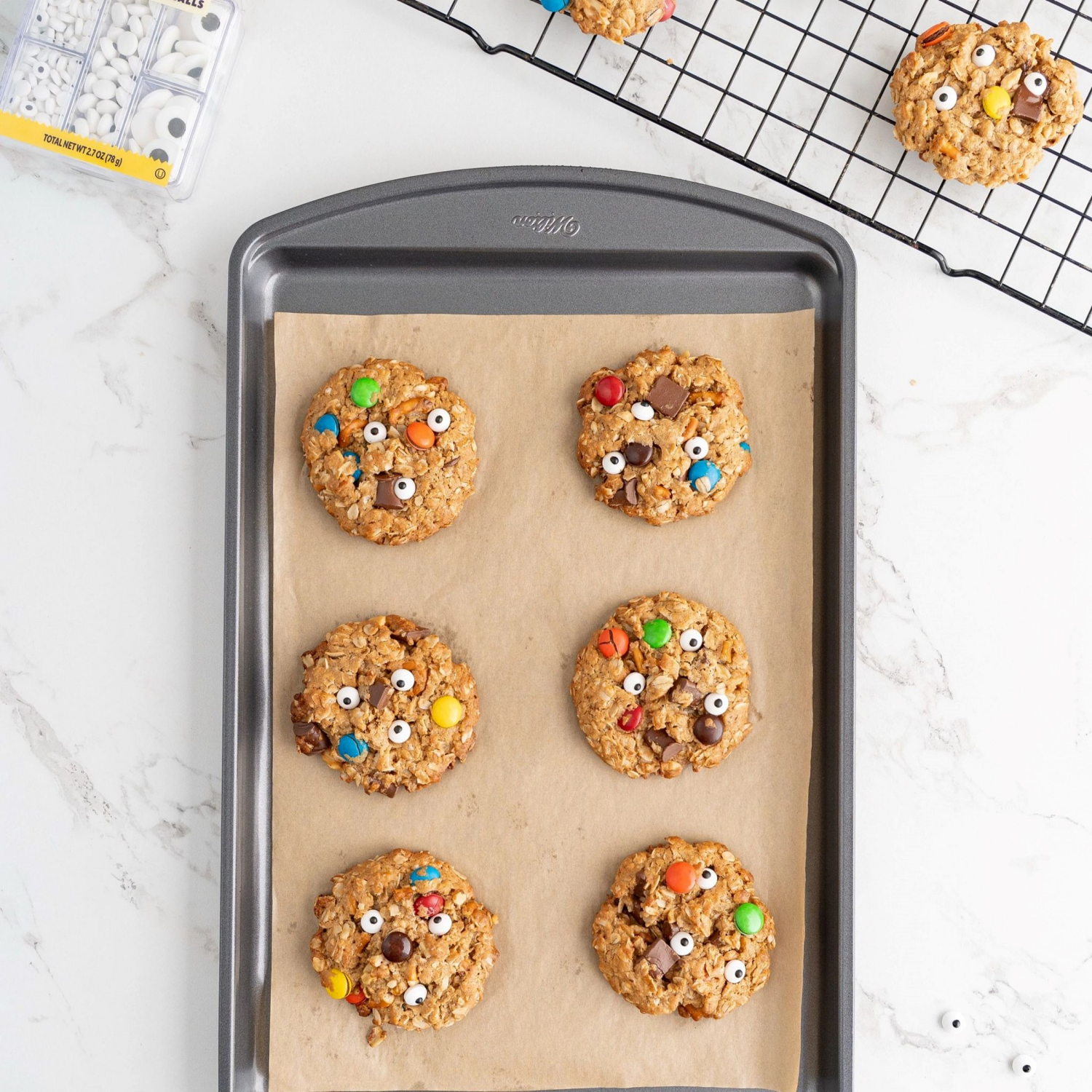 slide 3 of 3, Wilton™ Gold Non-Stick Baking Sheet Medium, 15.25 in x 10.25 in