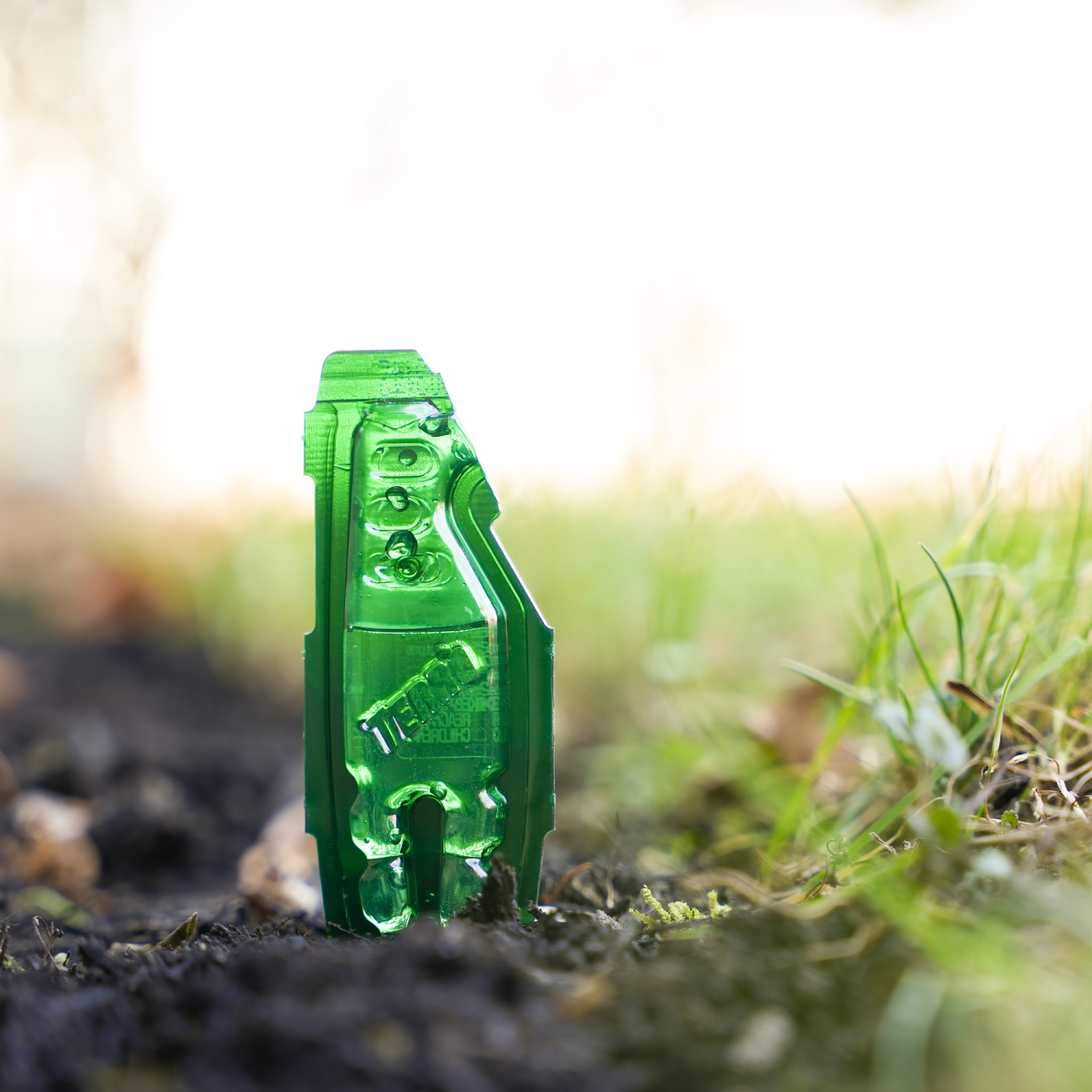 slide 5 of 8, Terro Outdoor Liquid Ant Bait Stakes, 8 ct