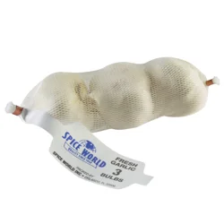 Spice World Fresh Garlic 3 Each