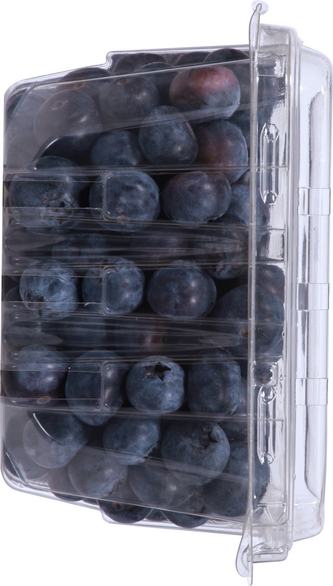 slide 4 of 11, Naturipe Fresh Blueberries 18 oz, 18 oz