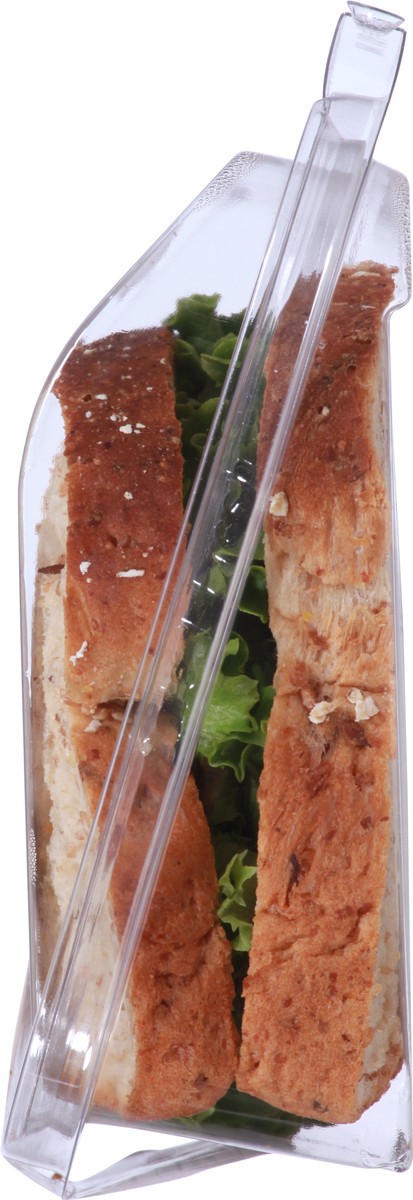 slide 13 of 13, H-E-B Cranberry Pecan Turkey Salad Sandwich, 1 ct