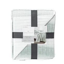 Room & Retreat Dante Stripe Quilt Set, Full/queen