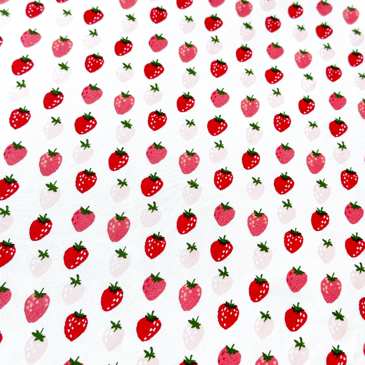 slide 4 of 4, Meijer Corporate Seasonal UB Sheets, Full, Strawberry, Full Size
