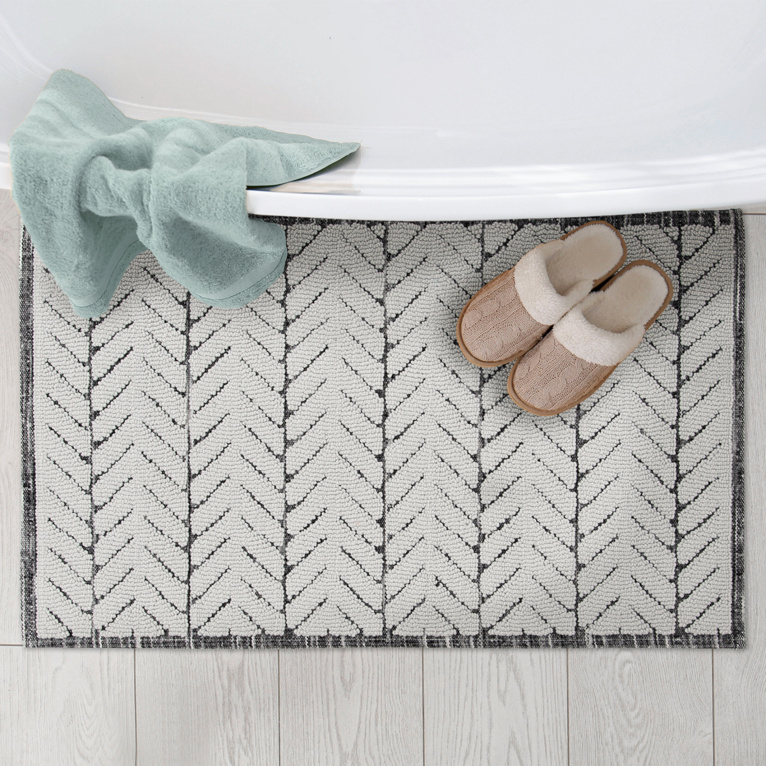 slide 6 of 7, R+R Zig Zag Bathroom Rug, 20 in x 32 in, Grey, 1 ct