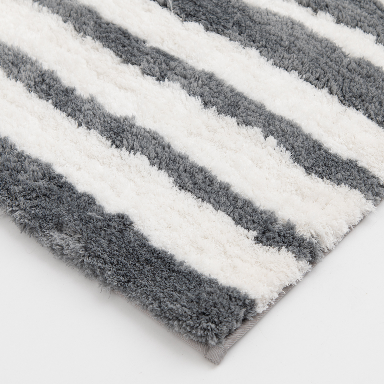 slide 2 of 6, R+R Striped Bathroom Rug, 20 in x 32 in, Grey, 1 ct