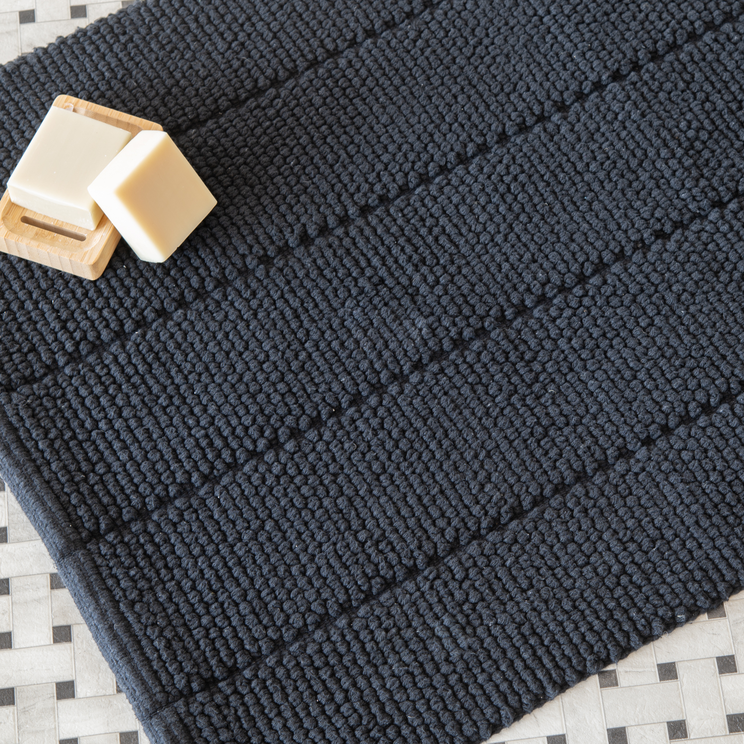 slide 4 of 4, R+R Textured Bathroom Rug, 24 in x 40 in, Black, 1 ct