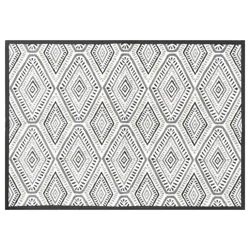 Room & Retreat Global Triangle Chenille Rug, 19 in x 27 in