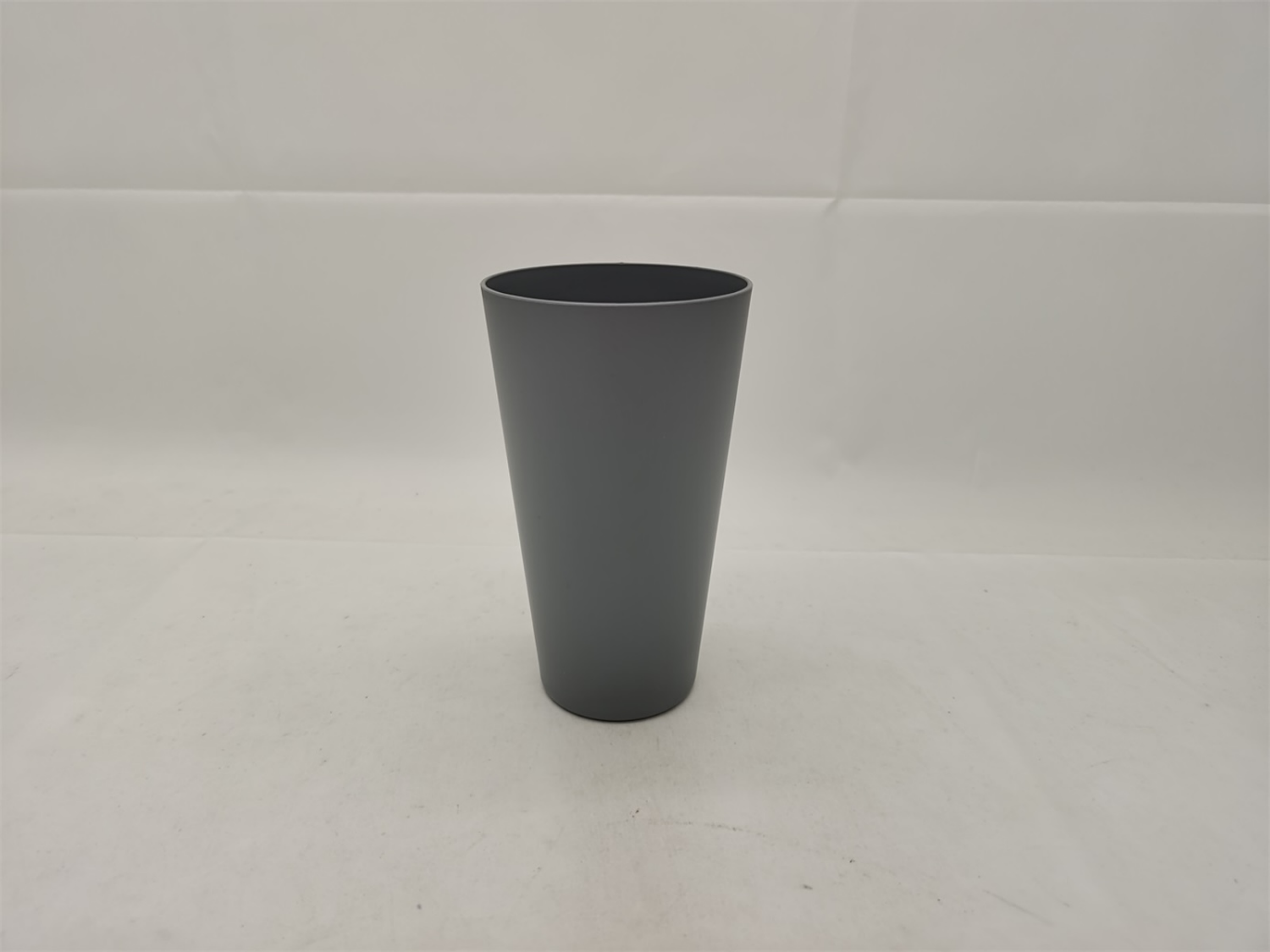 slide 1 of 1, ROOM & RETREAT HS ESSENTIAL PP TUMBLER 21OZ CHARCOAL, 21 oz