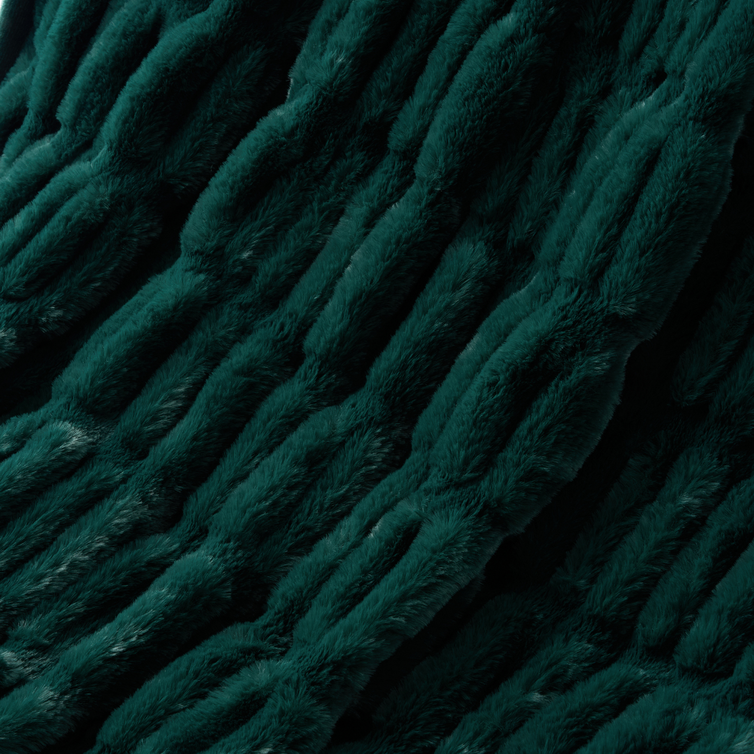 slide 3 of 6, ROOM & RETREAT RR GREEN RUCHED THROW, 50 x 60