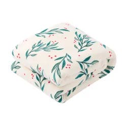 ROOM & RETREAT RR CREAM HOLLY THROW