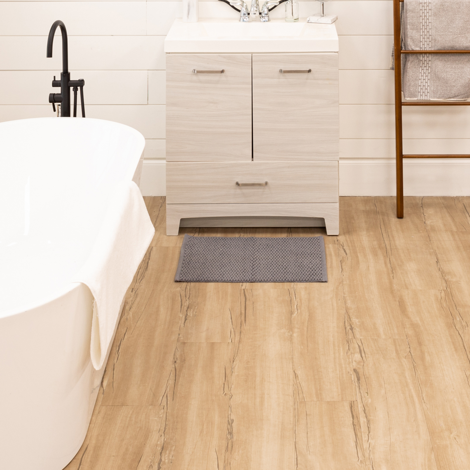 slide 2 of 3, Room & Retreat Cotton Low Loop Bath Rug Dk Gray 17" x 24", 1 ct