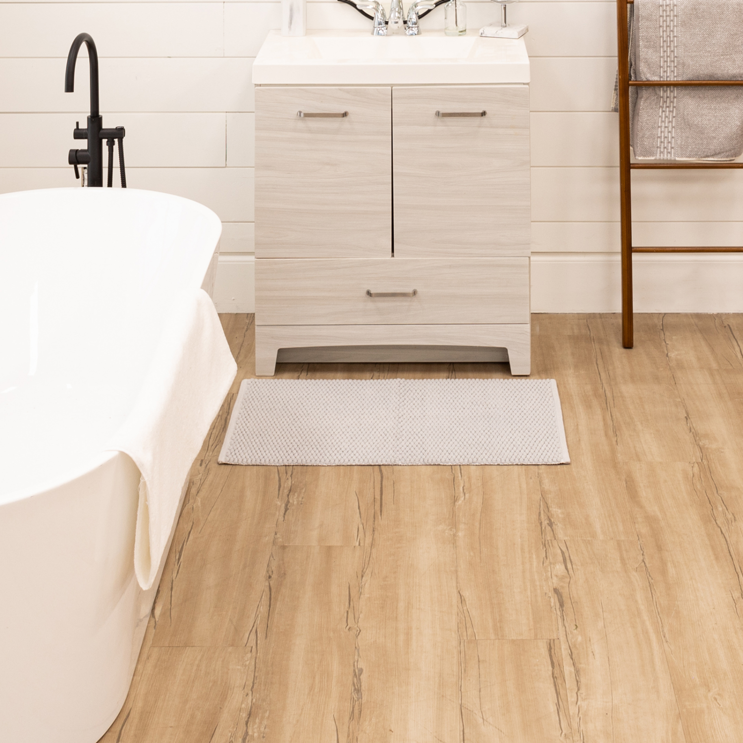 slide 2 of 3, Room & Retreat Cotton Low Loop Bath Rug Lt Gray 20" x 34", 1 ct