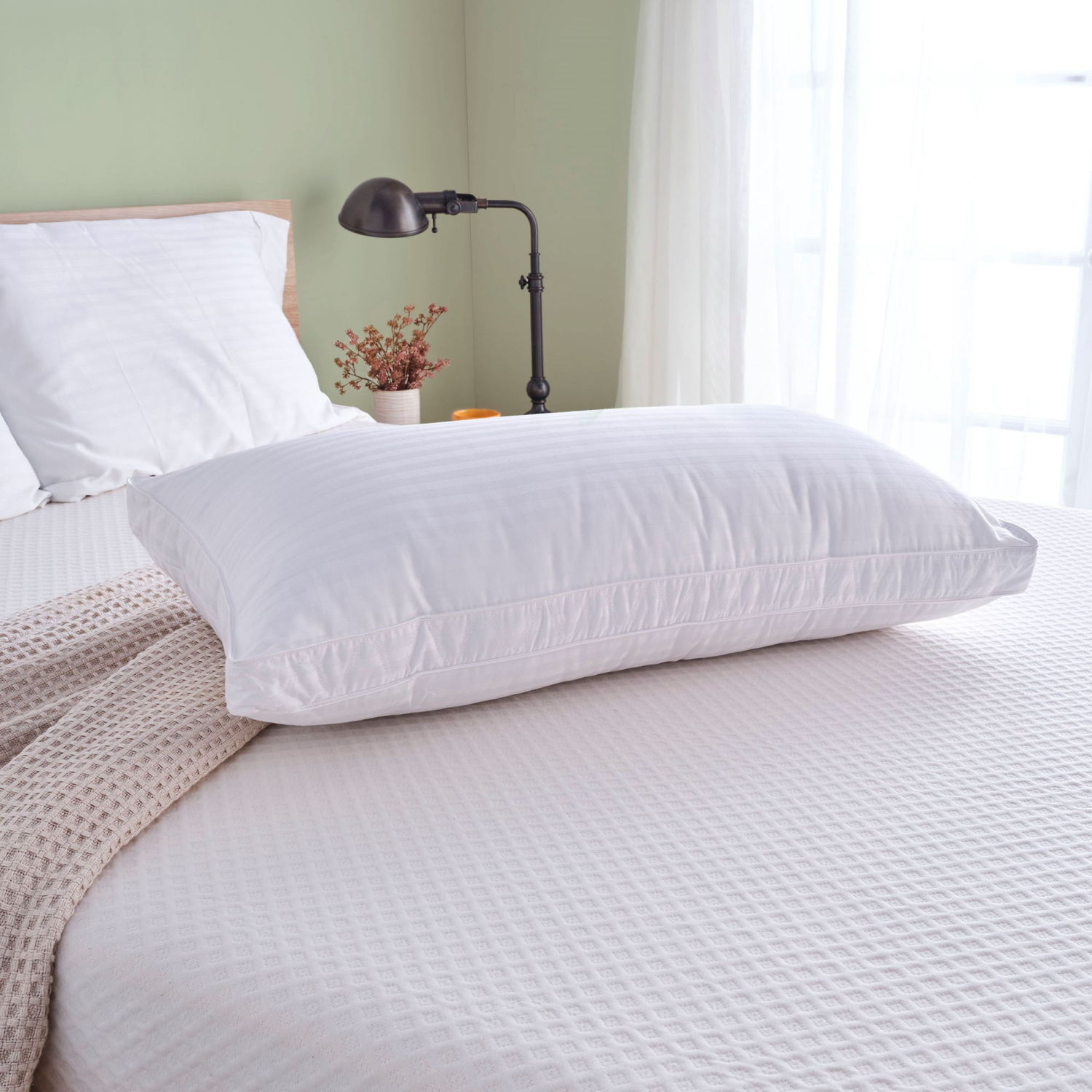 slide 6 of 7, Room & Retreat Hybrid Memory Foam Pillow, King, King Size