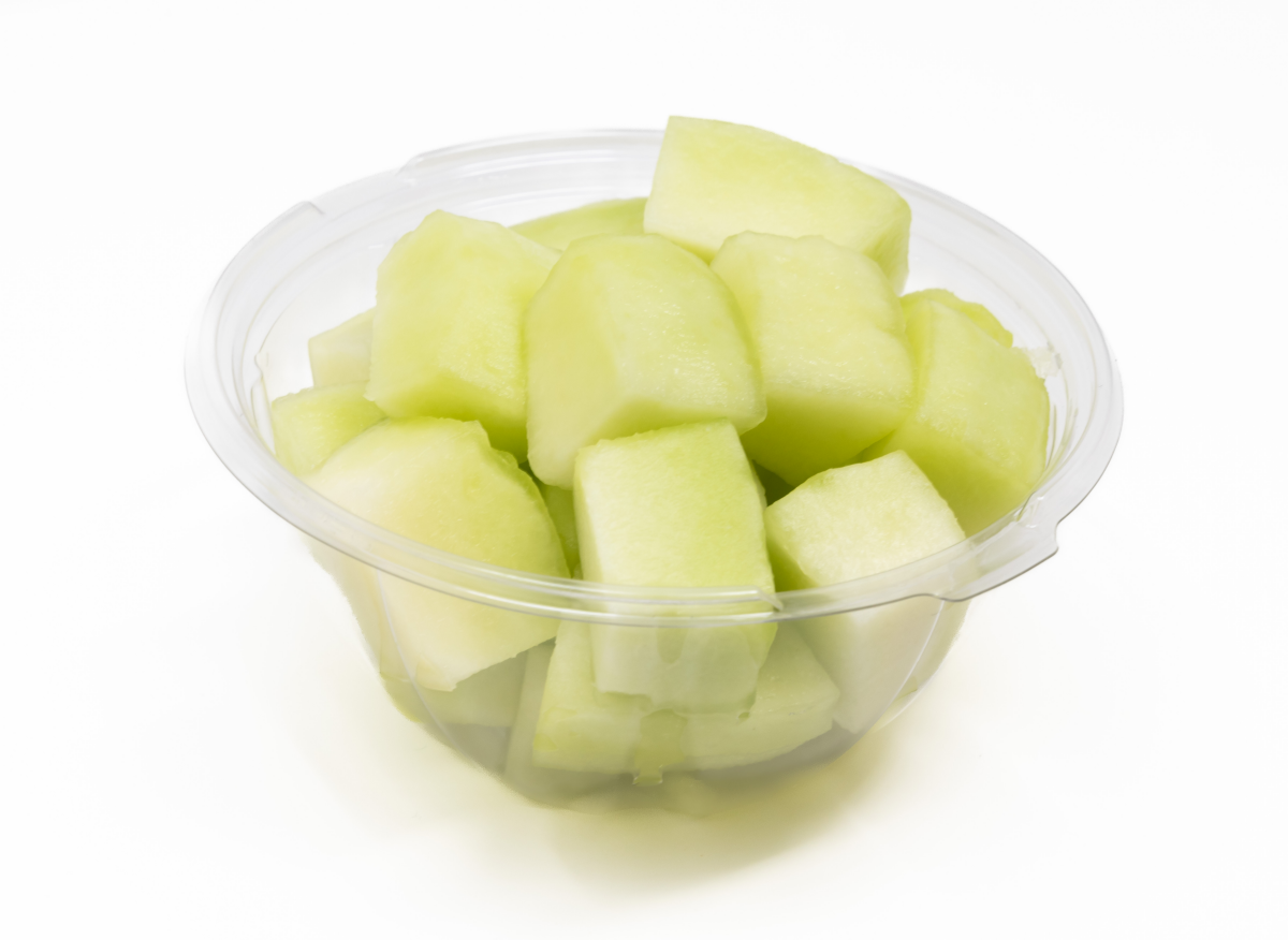 slide 9 of 17, Fresh from Meijer Honeydew Chunks, 20 oz