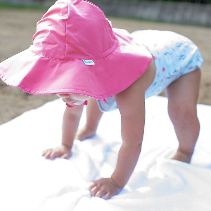 slide 4 of 5, i play. by Green Sprouts Newborn Brim Sun Hat - Hot Pink, 1 ct