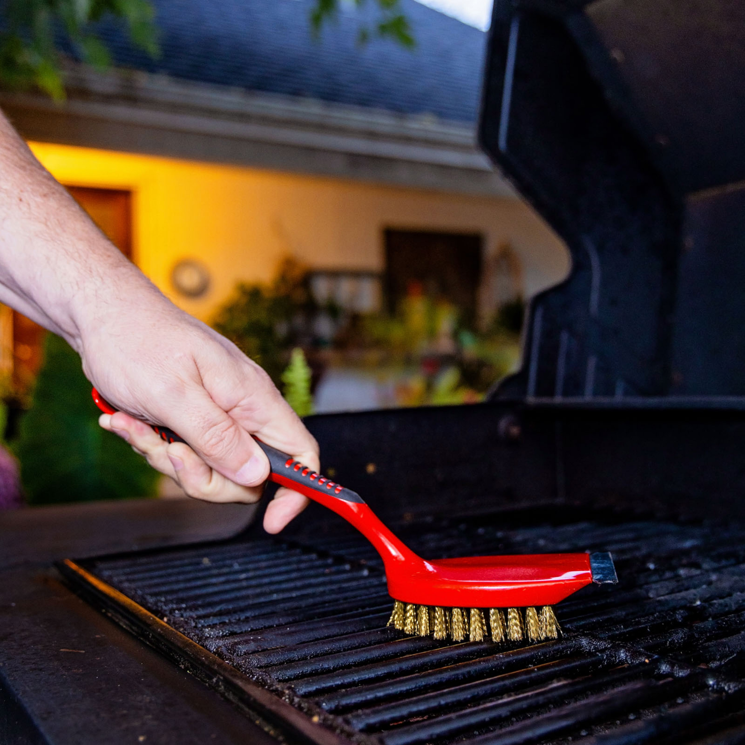 slide 3 of 6, Libman High Power Brass Grill Brush with Steel Scraper, 11 in