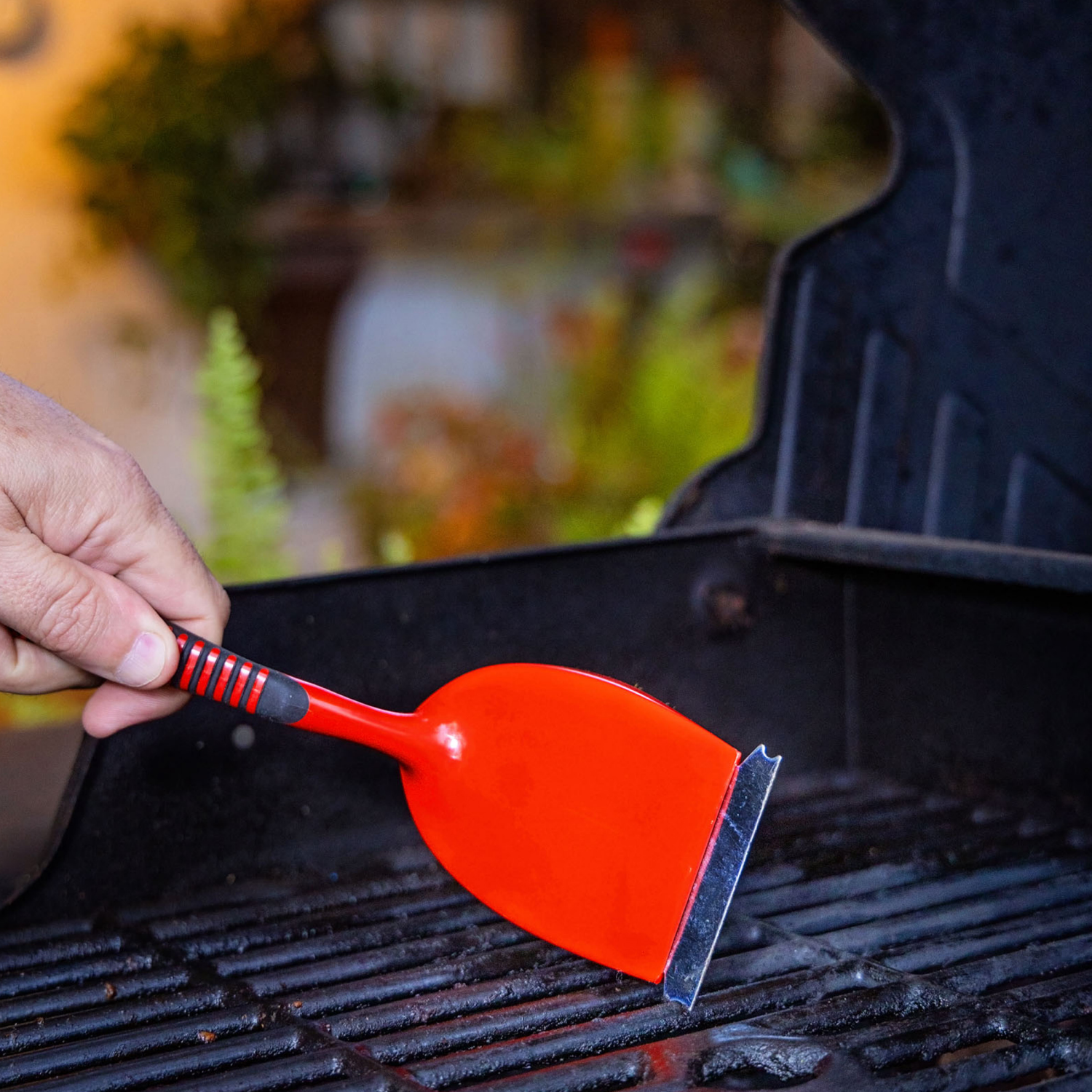 slide 4 of 6, Libman High Power Brass Grill Brush with Steel Scraper, 11 in